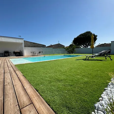 Noam Standing 220m2 *