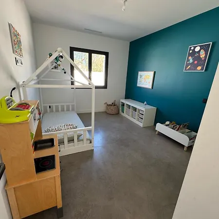 Noam Standing 220m2 Βίλα *